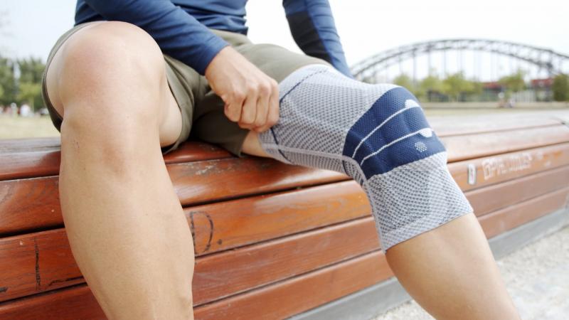 Looking for the Best Knee Support This Year. Discover the Bauerfeind Genutrain P3
