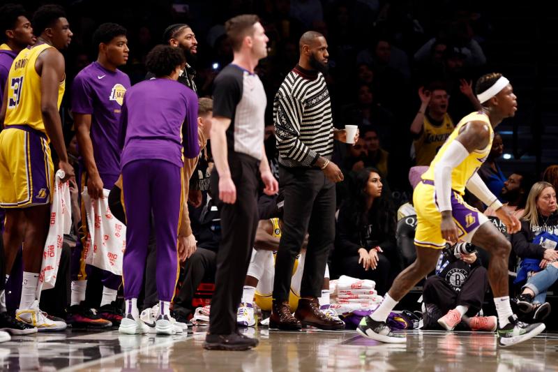Looking For The Best Lebron James Gear This Year: A Guide To Finding The King