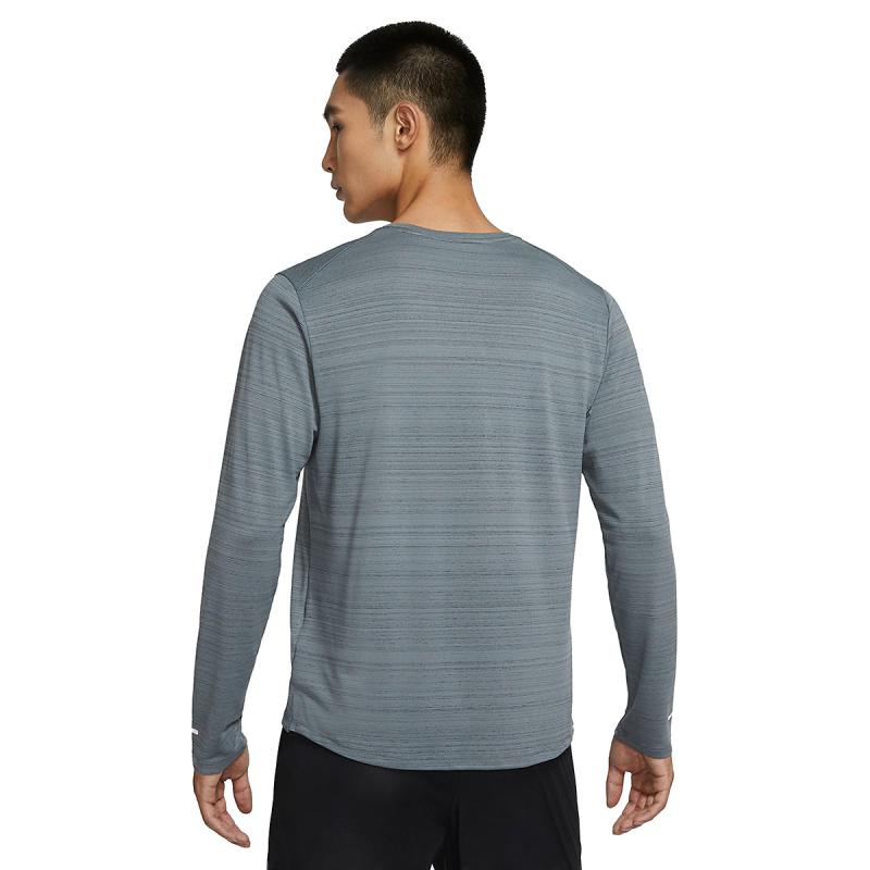 Looking for the Best Long Sleeve Nike Running Shirts. Our 15 Tips Have You Covered