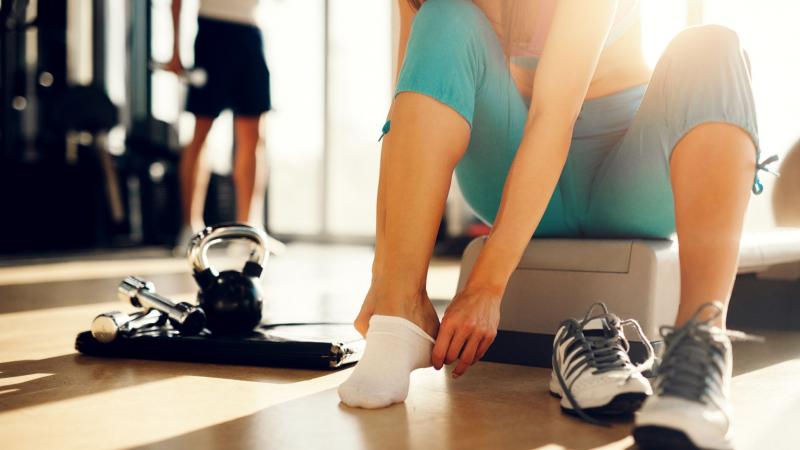 Looking For The Best Low Cut Socks For Athletics: How To Choose The Perfect Pair For Your Sport