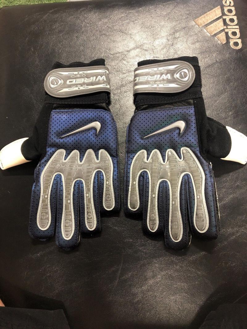 Looking for the Best Maverik Goalie Gloves. Check Out These 15 Must-Have Features
