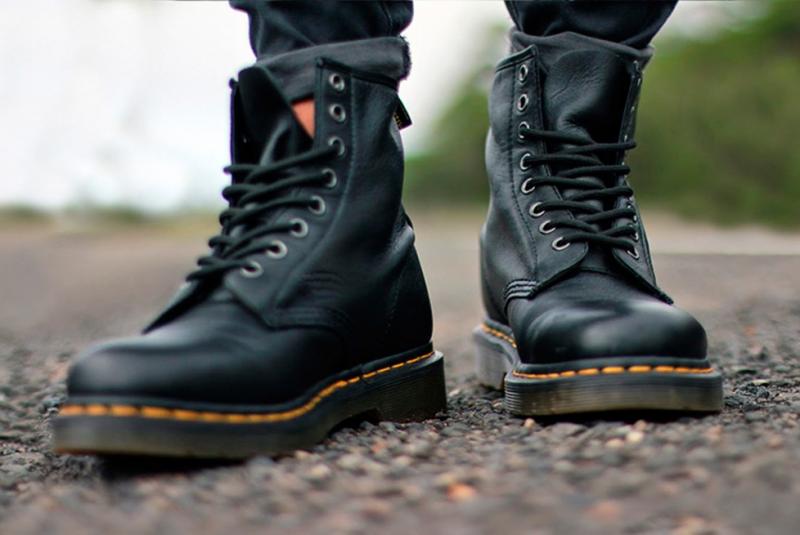 Looking for The Best Mens Waterproof Shoes This Year