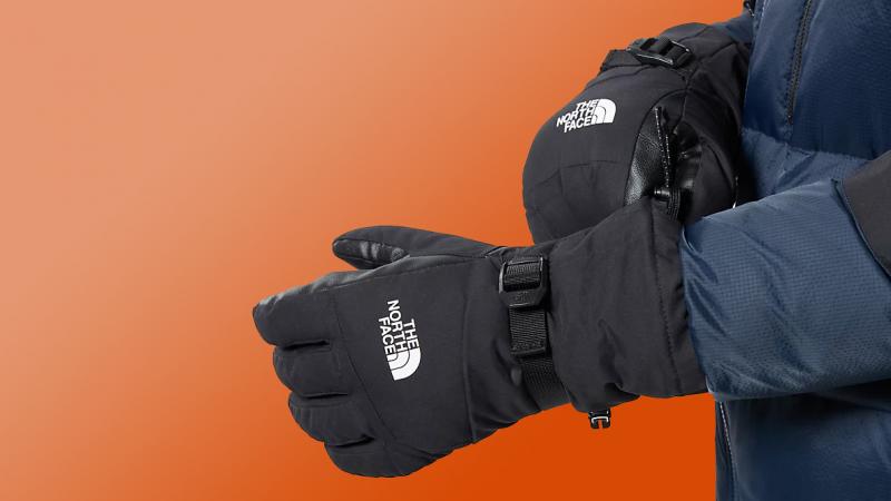 Looking for the Best Mens Winter Gloves. Discover the North Face Apex Etip Here