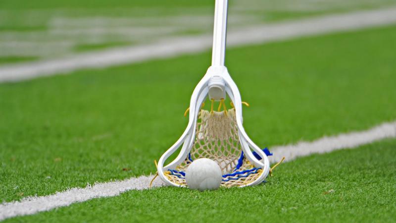 Looking for the Best Midfield Lacrosse Stick in 2023