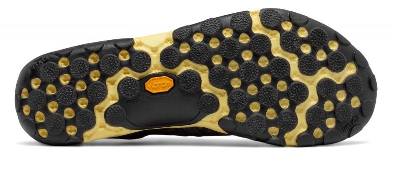 Looking for the Best Minimalist Shoes for Women. Discover New Balance Vibram Minimus