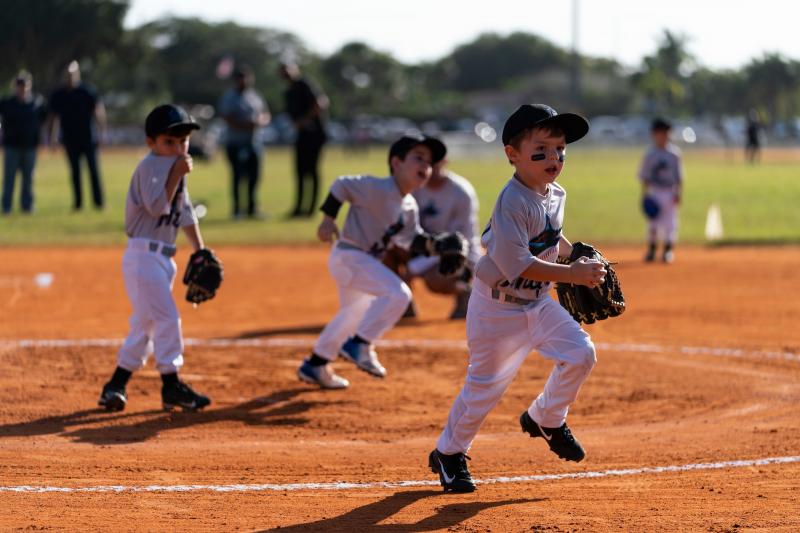 Looking For The Best Mizuno Youth Baseball Glove: Discover The Top Models For Young Players