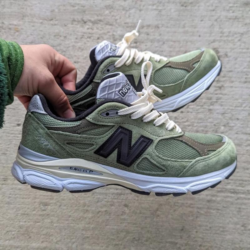 Looking For The Best New Balance Cleats: 15 Reasons The New Balance Freeze V3 Are Perfect For You