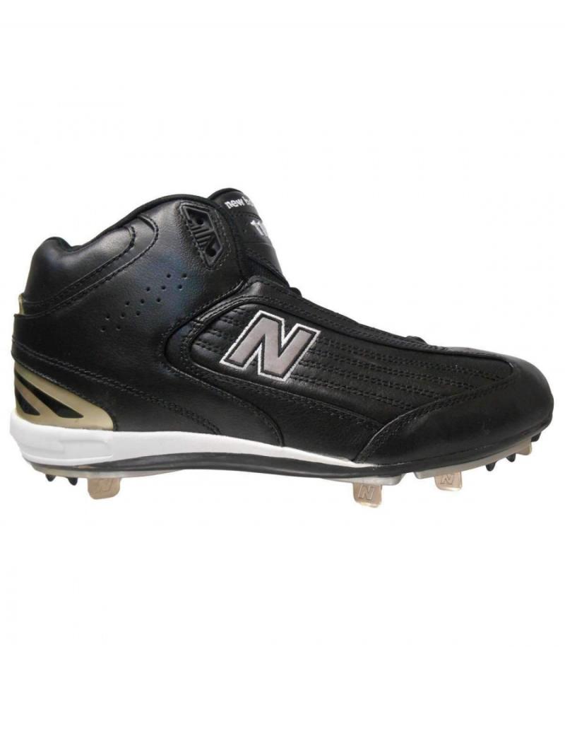 Looking for the Best New Balance Mid Cleats This Year