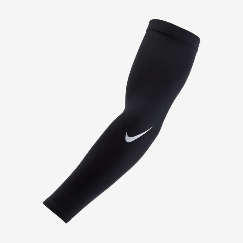 Looking for the Best Nike Arm Sleeves. Must-Have Features for Football