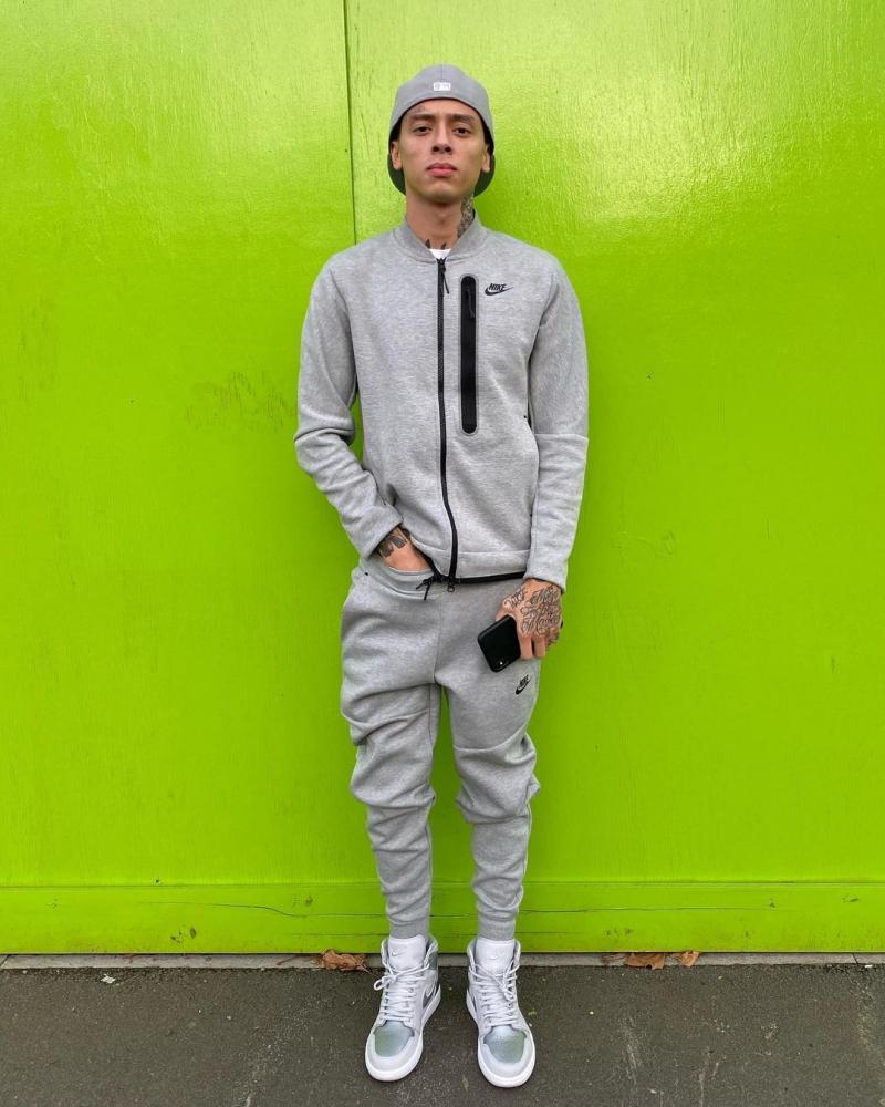 Looking for The Best Nike Fleece Pants: Consider These Key Features