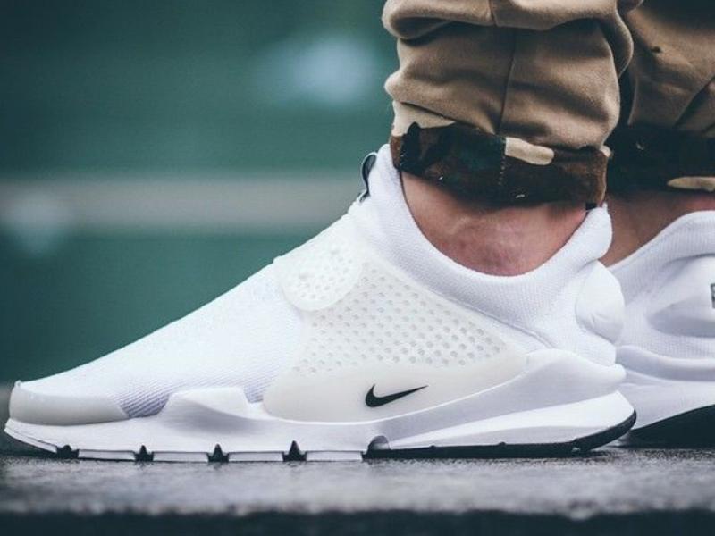 Looking for The Best Nike Graphic Ts in 2023: Discover 15 Must-Have Styles