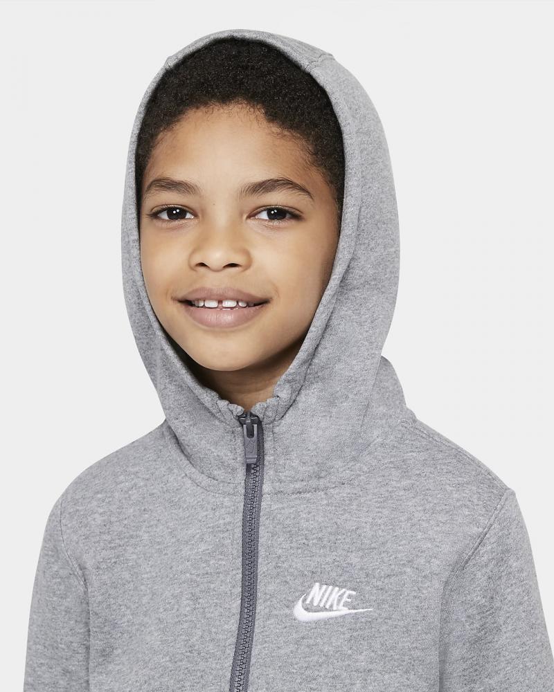 Looking for the Best Nike Hoodie for Your Kid This Year. Check Out These Top Picks