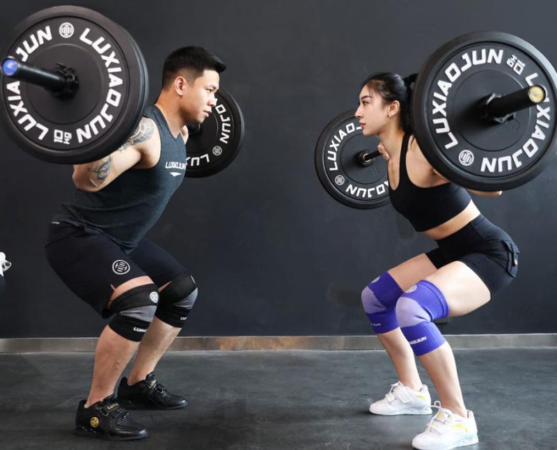 Looking for the Best Nike Knee Sleeves for Weightlifting: Grab These Top-Rated Options Now