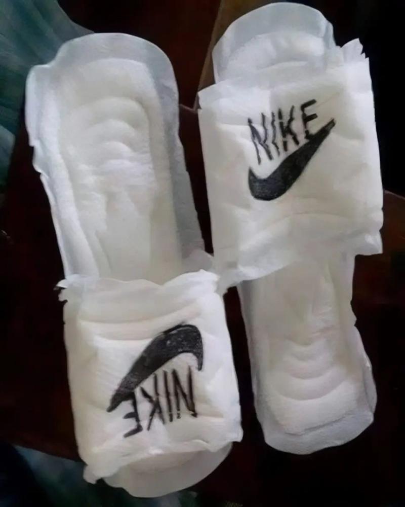 Looking for The Best Nike Slippers for Men This Year. Find Our Top 10 Here