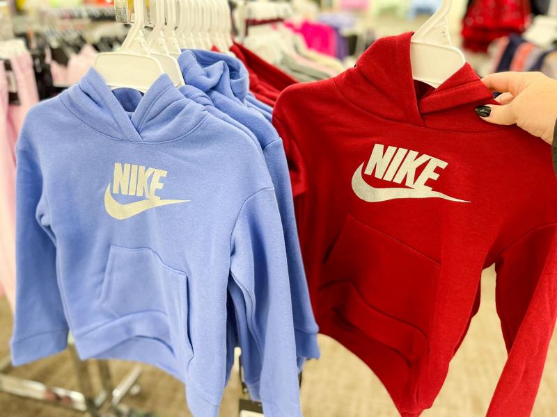 Looking for the Best Nike Sweatshirt in 2023. Discover Our Top 15 Picks Here