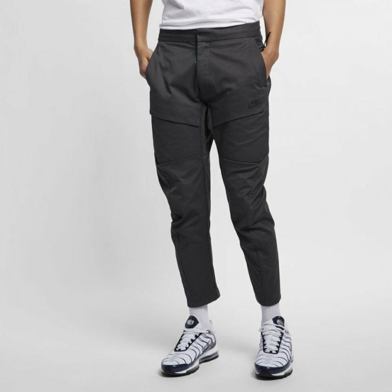Looking for the Best Nike Tech Pants. Here are 15 Essentials to Know Before You Buy
