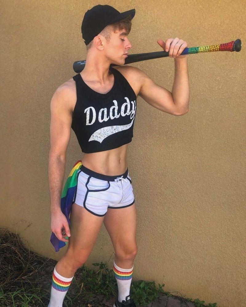 Looking For The Best Nike Yoga Gear For Men. Try These 15 Styles