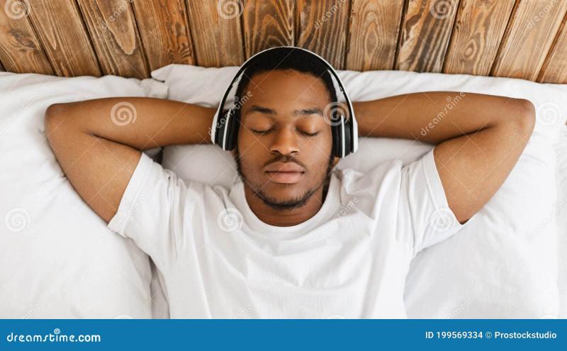 Looking for The Best Noise Cancelling Headphones in 2023. Discover Our Top Picks Here