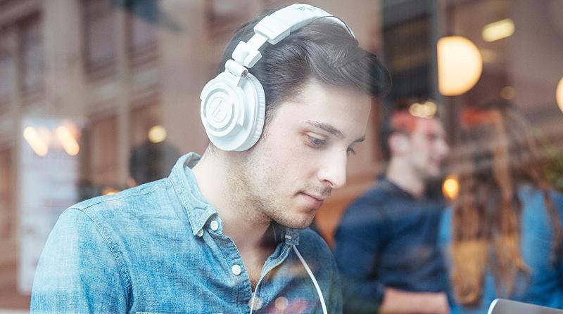 Looking for The Best Noise Cancelling Headphones in 2023. Discover Our Top Picks Here