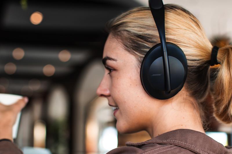 Looking for The Best Noise Cancelling Headphones in 2023. Discover Our Top Picks Here