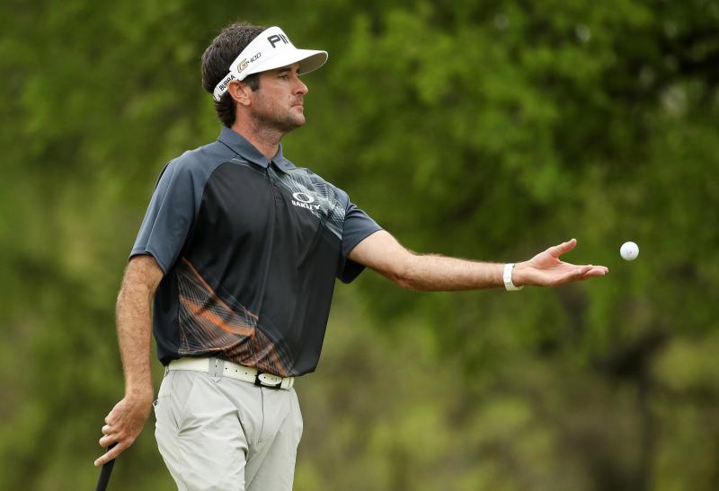 Looking for the Best Oakley Golf Shirts in 2023. Find Out Here
