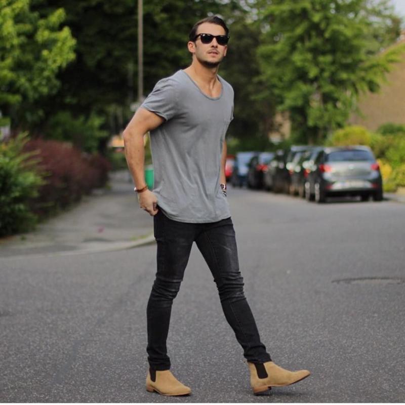 Looking for the Best Orange Under Shirt for Men: 15 Must-Have Features Men Look for in Orange Dri Fit Shirts