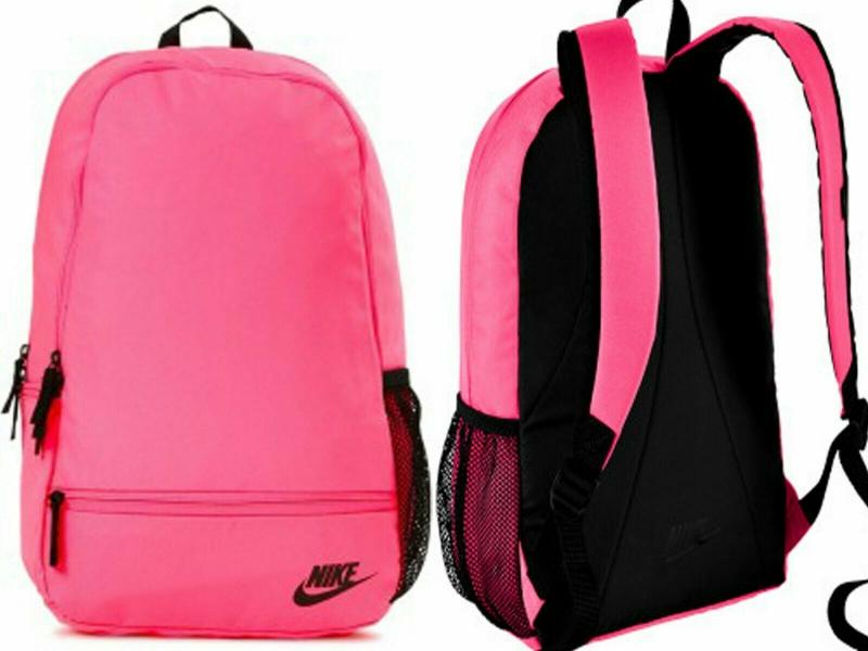 Looking for The Best Pink Backpack. How To Choose Between Black and Pink Backpacks