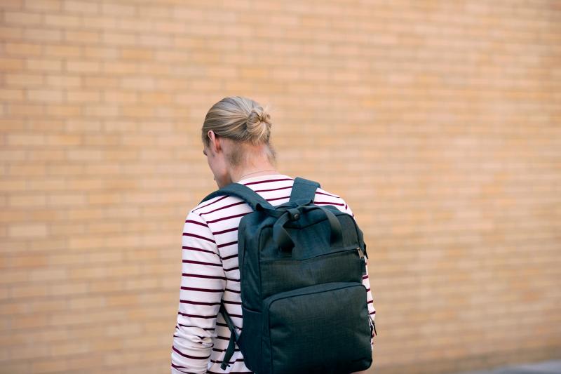 Looking for The Best Pink Backpack. How To Choose Between Black and Pink Backpacks