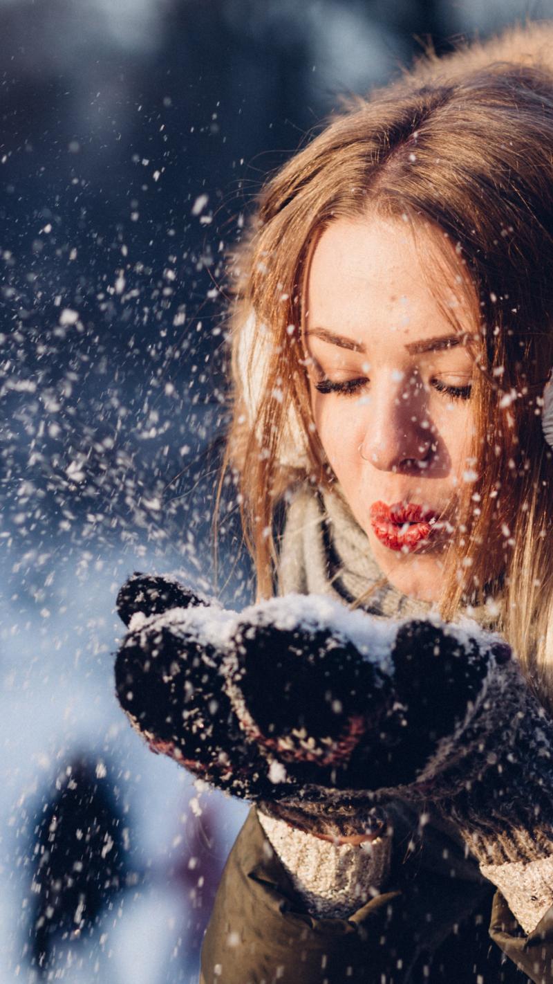 Looking For The Best Polar Neck Warmer For Winter. 14 Essential Tips For Staying Warm This Season