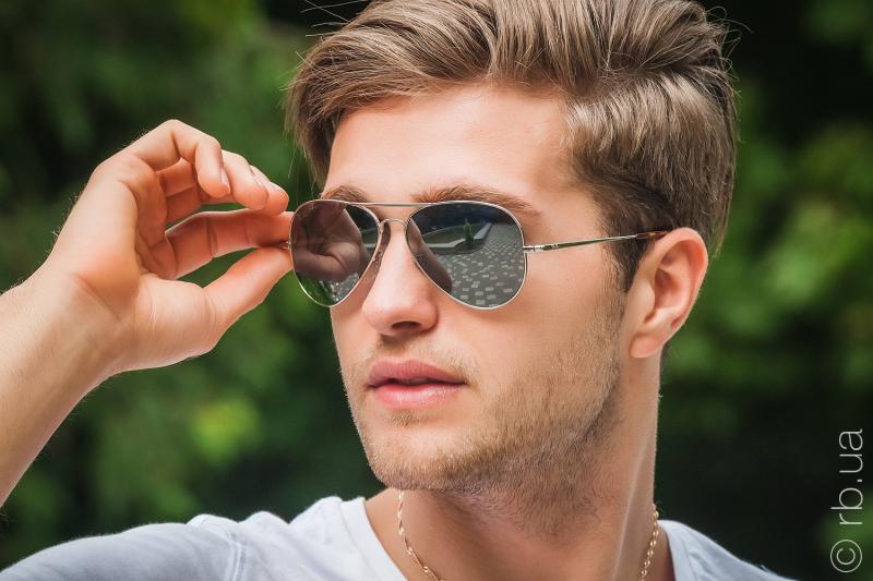 Looking for the Best Price on Ray Ban Wayfarers: How to Find the Cheapest Ray Ban Sunglasses