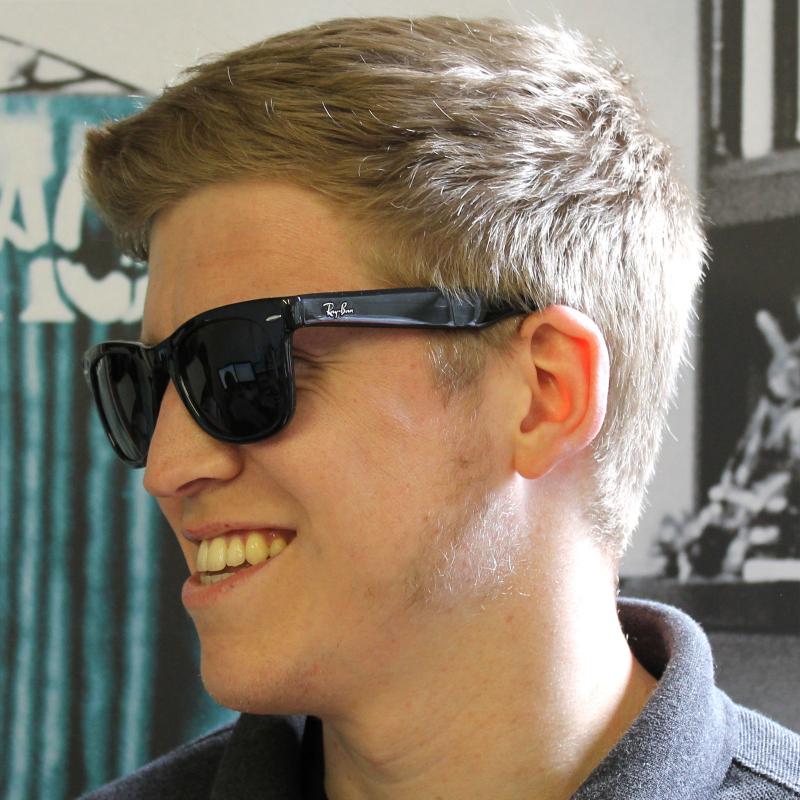 Looking for the Best Price on Ray Ban Wayfarers: How to Find the Cheapest Ray Ban Sunglasses