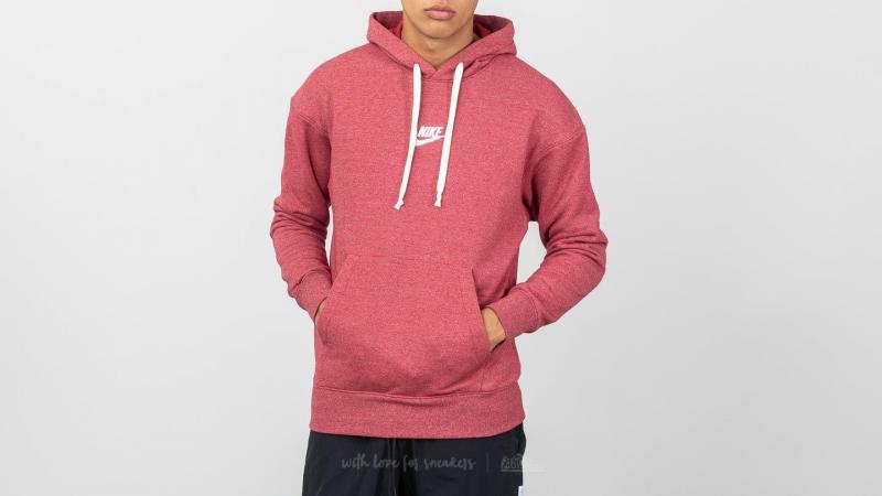 Looking for the Best Red Nike Zip Hoodies: How to Choose the Perfect Pullover for Your Needs