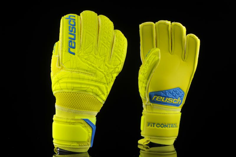 Looking for the Best Reusch Goalie Gloves for Youth Players. Discover the Top 15 Features to Consider in 2023