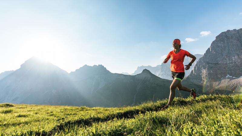 Looking for the Best Running Apparel This Season. Find Out What Top Runners Recommend in 2023