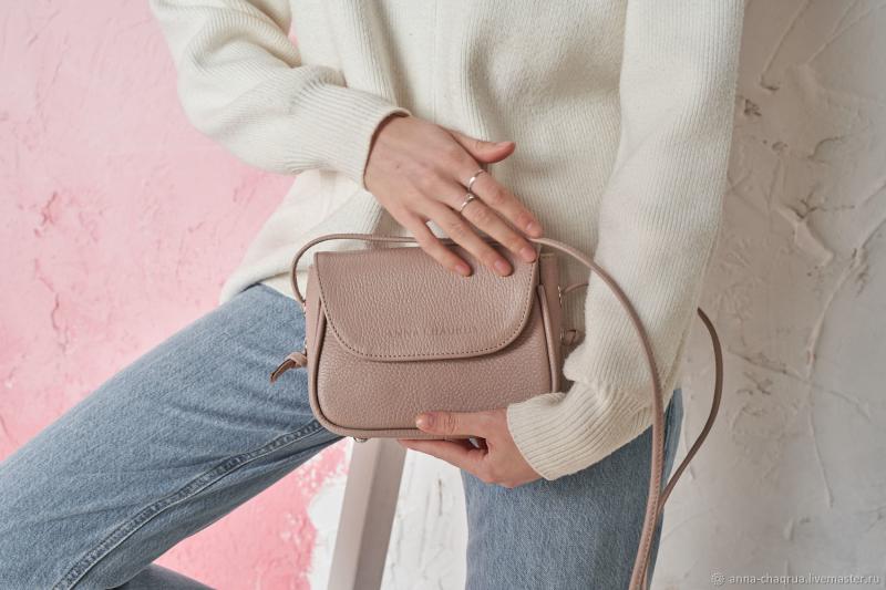 Looking For The Best Sports Crossbody Bag. Here Are 15 Key Features To Consider