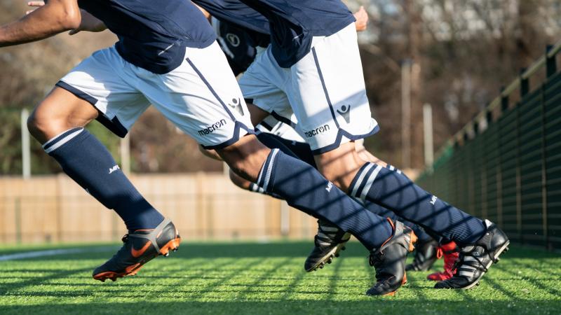 Looking for the Best Turf Soccer Shoes: Discover How to Find the Perfect Pair for Your Game