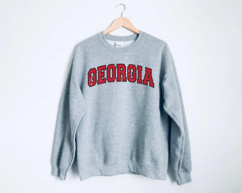 Looking for the Best UNC Crew Neck Sweatshirt. Check Out These 15 Tips and Facts to Buy the Perfect College Sweatshirt
