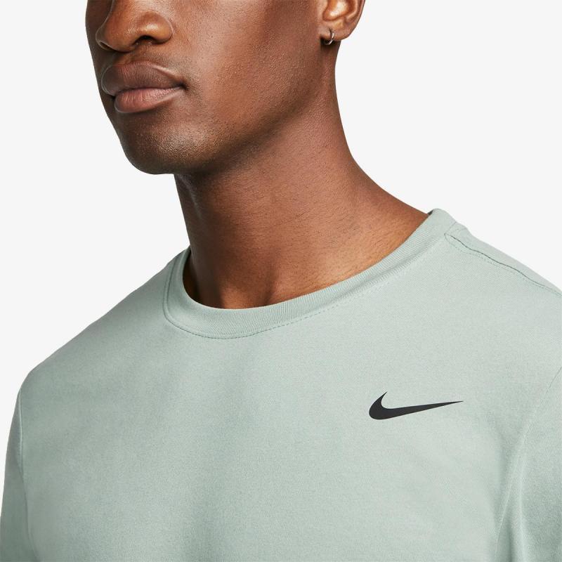 Looking for the Best UNC Dri Fit Shirts. Top Features to Consider