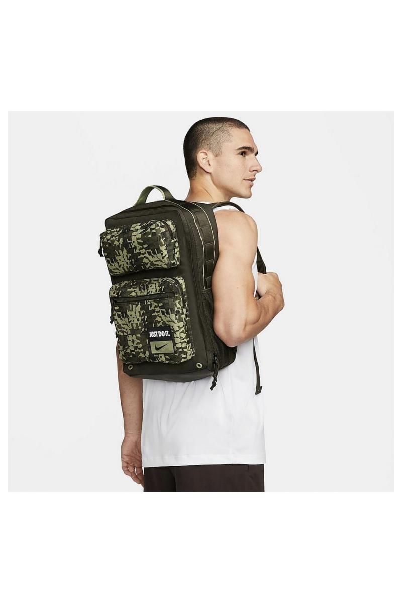 Looking for the Best Under Armour Backpack For Training. Here Are 15 Key Features to Consider