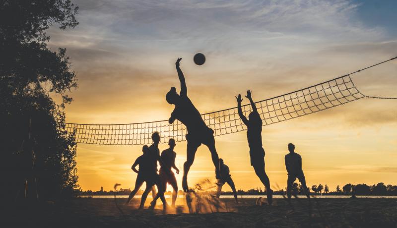 Looking for the Best Volleyball Shirts in 2023: 15 Player-Recommended Tops for Practice and Games