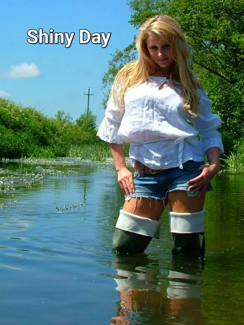 Looking for The Best Waders for Women This Season. Check Out These 15 Stylish Finds