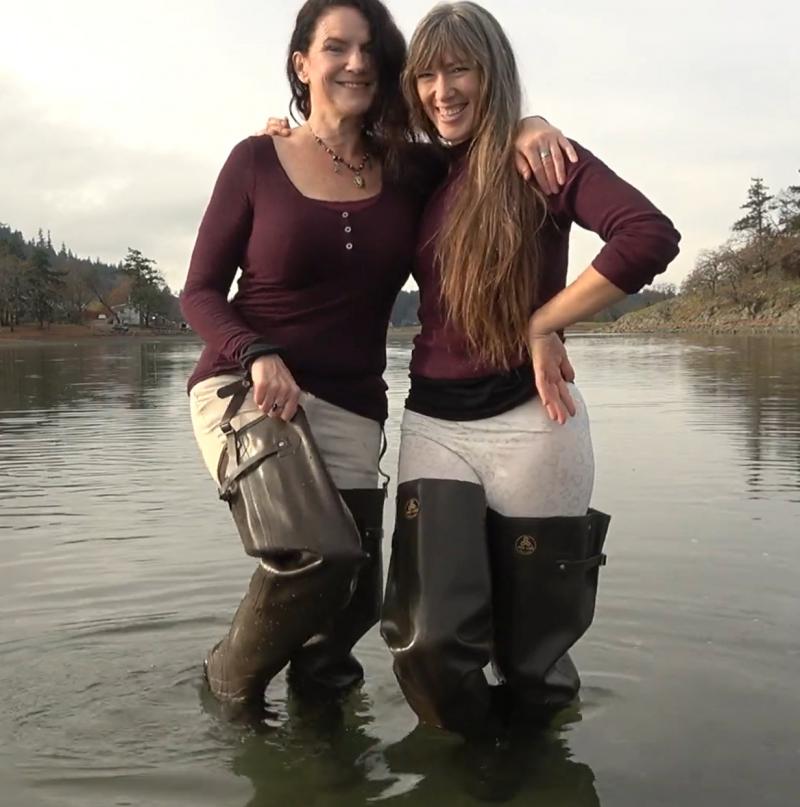 Looking for The Best Waders for Women This Season. Check Out These 15 Stylish Finds
