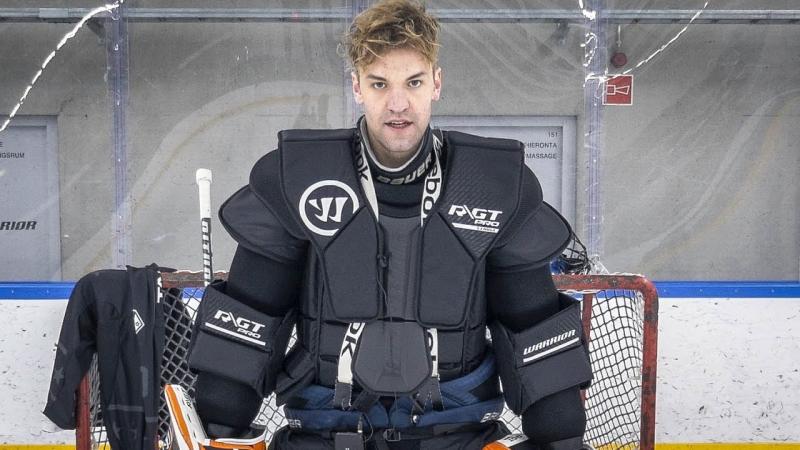 Looking for the Best Warrior Goalie Gear This Year: 15 Key Factors to Consider