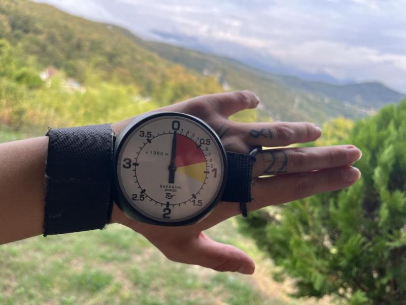 Looking for the Best Watch with Altimeter and Compass Features: Discover Top Models in 2023