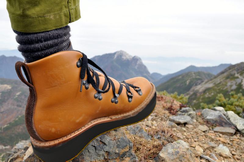 Looking for the Best Waterproof Hiking Boots for Men This Year. Try These Top Models