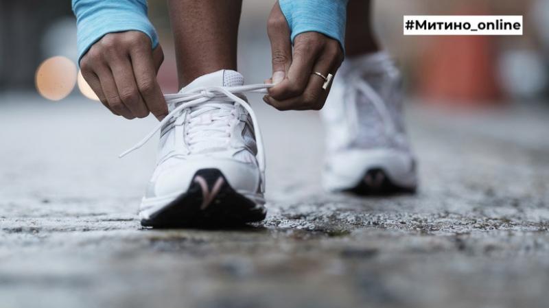 Looking for The Best Waterproof Work Sneakers This Year. Find Out Here
