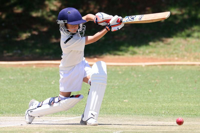 Looking for The Best White Batting Gloves. Try These Top Picks