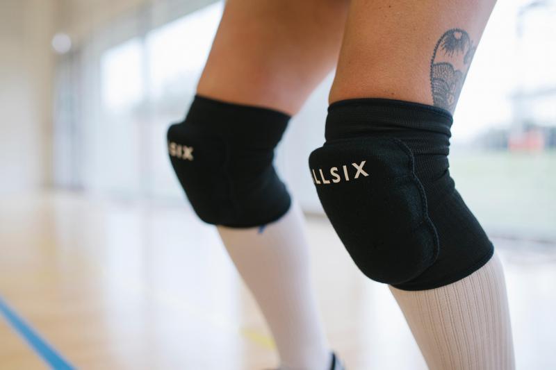 Looking for the Best White Knee Pads for Volleyball. Find Out Here