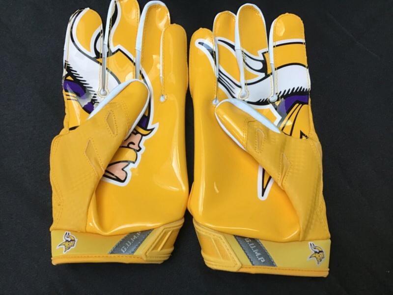 Looking for the Best White Nike Football Gloves. Check Out these 15 Amazing Options
