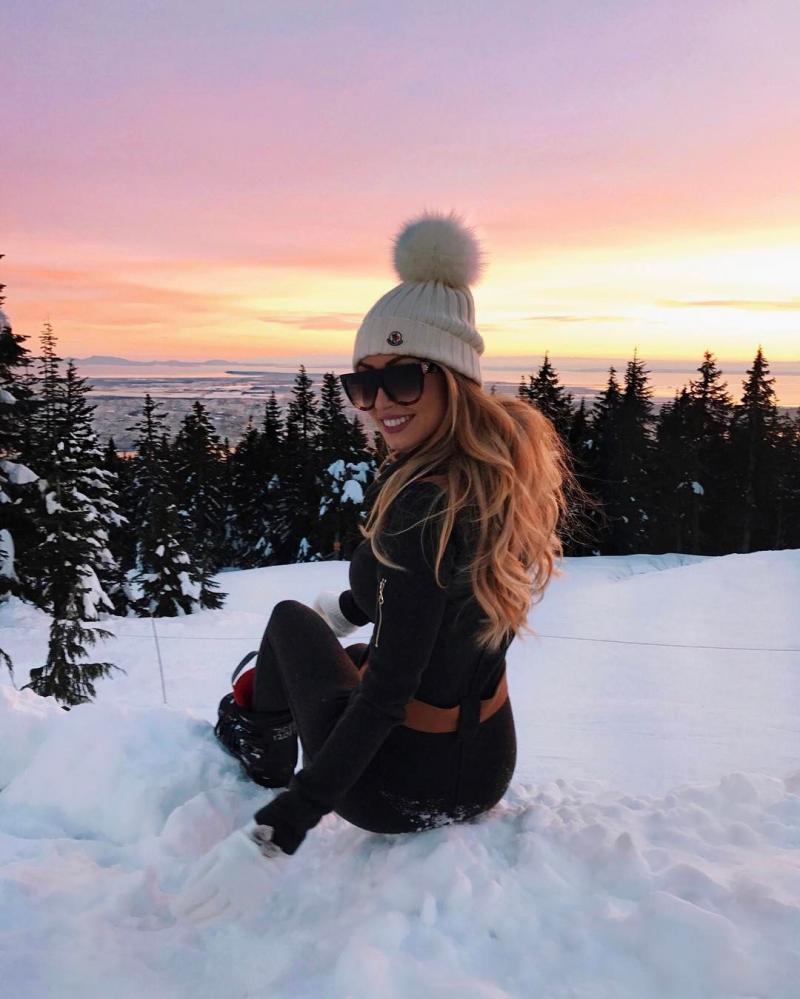 Looking for The Best Winter Coat This Year: Discover Roxy
